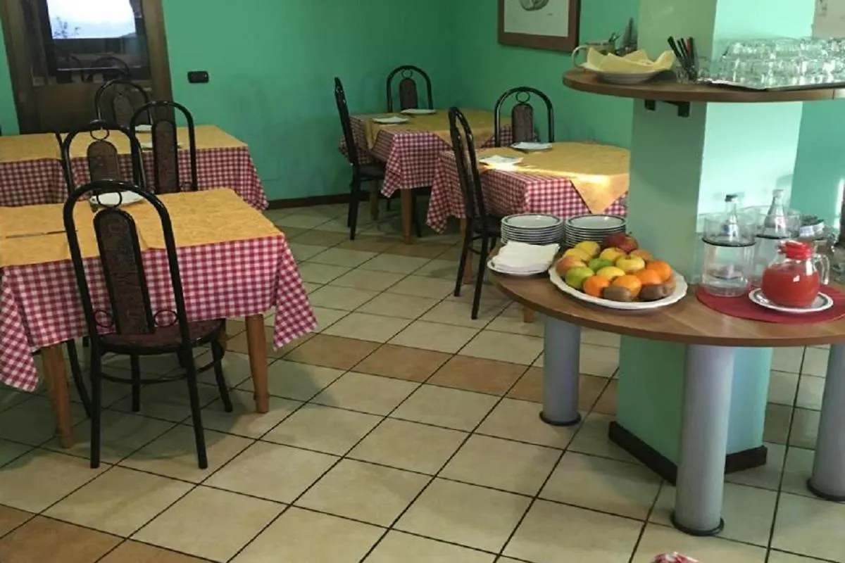 Hotel RistHotel Pianura Inn Busnago
